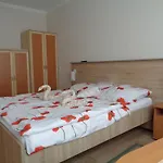 Irisz شقة *