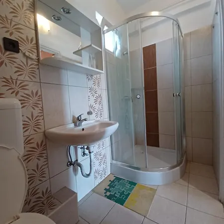 Irisz Apartman *